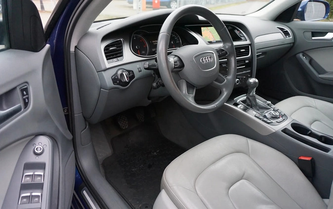 Audi A4 cena 42900 przebieg: 302000, rok produkcji 2014 z Resko małe 277